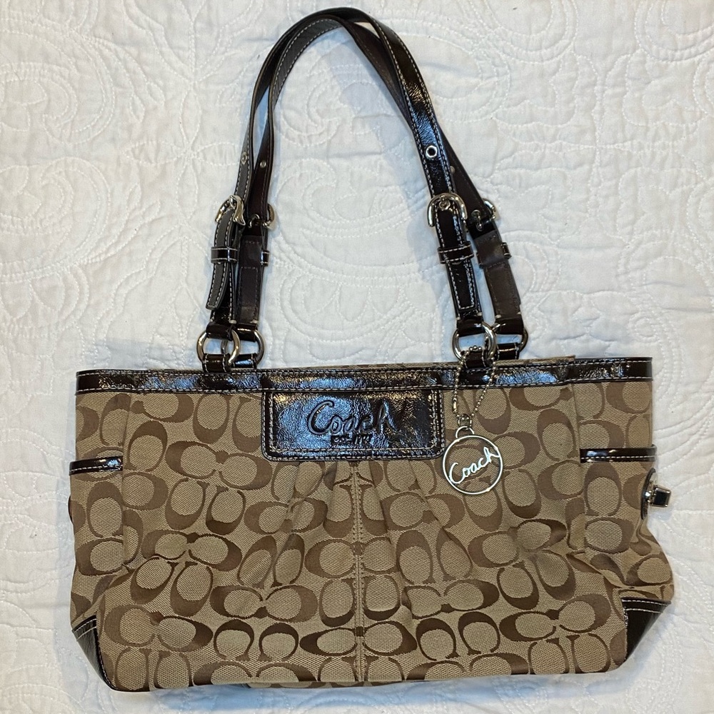 Coach Signature Gallery Tote F14281